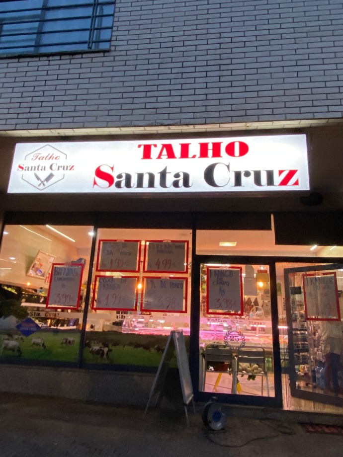 Exterior do Talho Santa Cruz